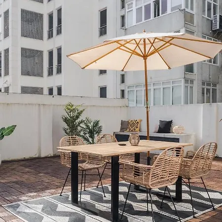 Casa Boma - Brighting With Spacious Terrace - Alvalade Iii Appartamento